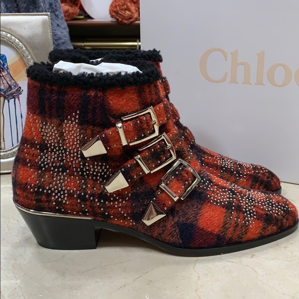 HOST PIC CHLOE SUSANNA WOOL TARTAN AND SHEARLING BOOTS W/SILVER RIVETS EU 38.5 - Picture 6 of 15